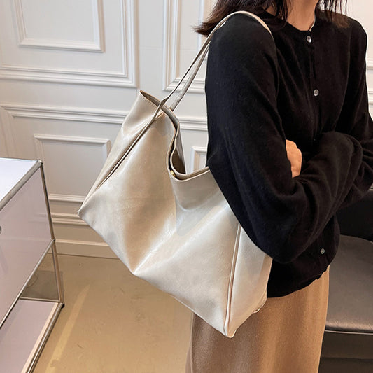 Lumi Bags - White Vintage Shoulder Bag
