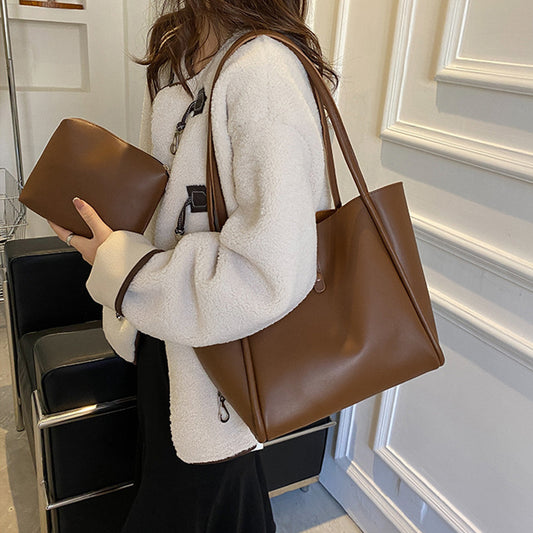 Lumi Bags – The Casual Classic Bag.